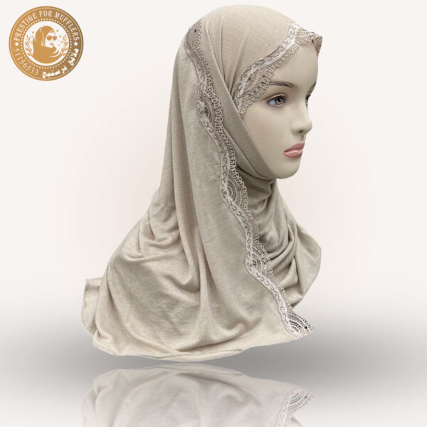 شاش تركي مع حاشيه دانتيل تطريز